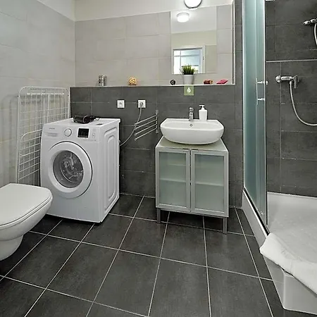 Charming & Cozy Ambiente 3* Pressburg