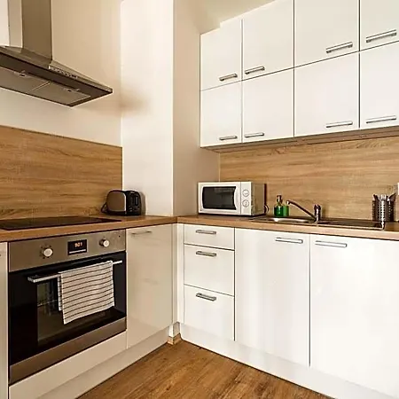 Charming & Cozy Ambiente Aparthotel 3*